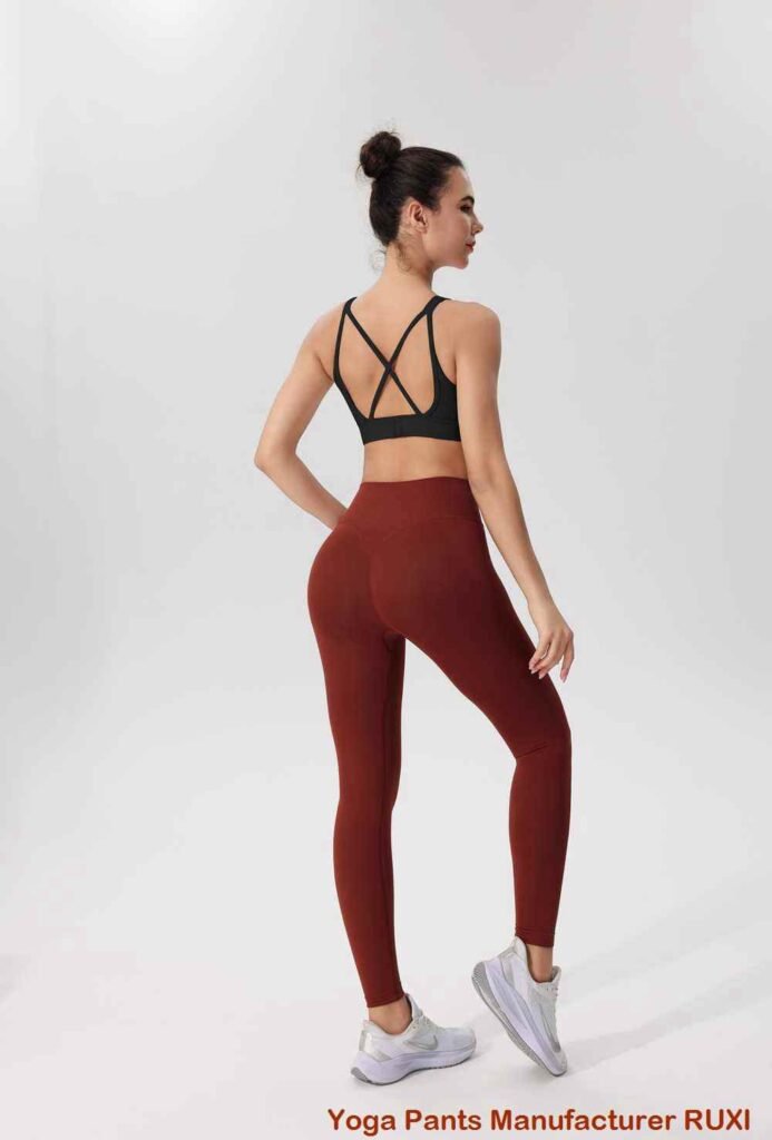 biely outfit na jogu RUXI sn611
